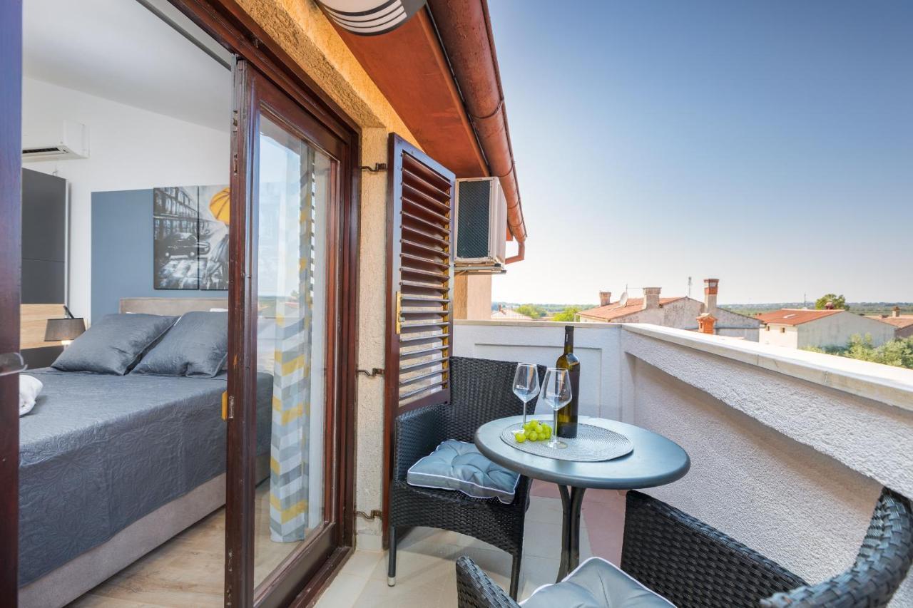 Wine House Apartments & Rooms Marceta Fažana Kültér fotó